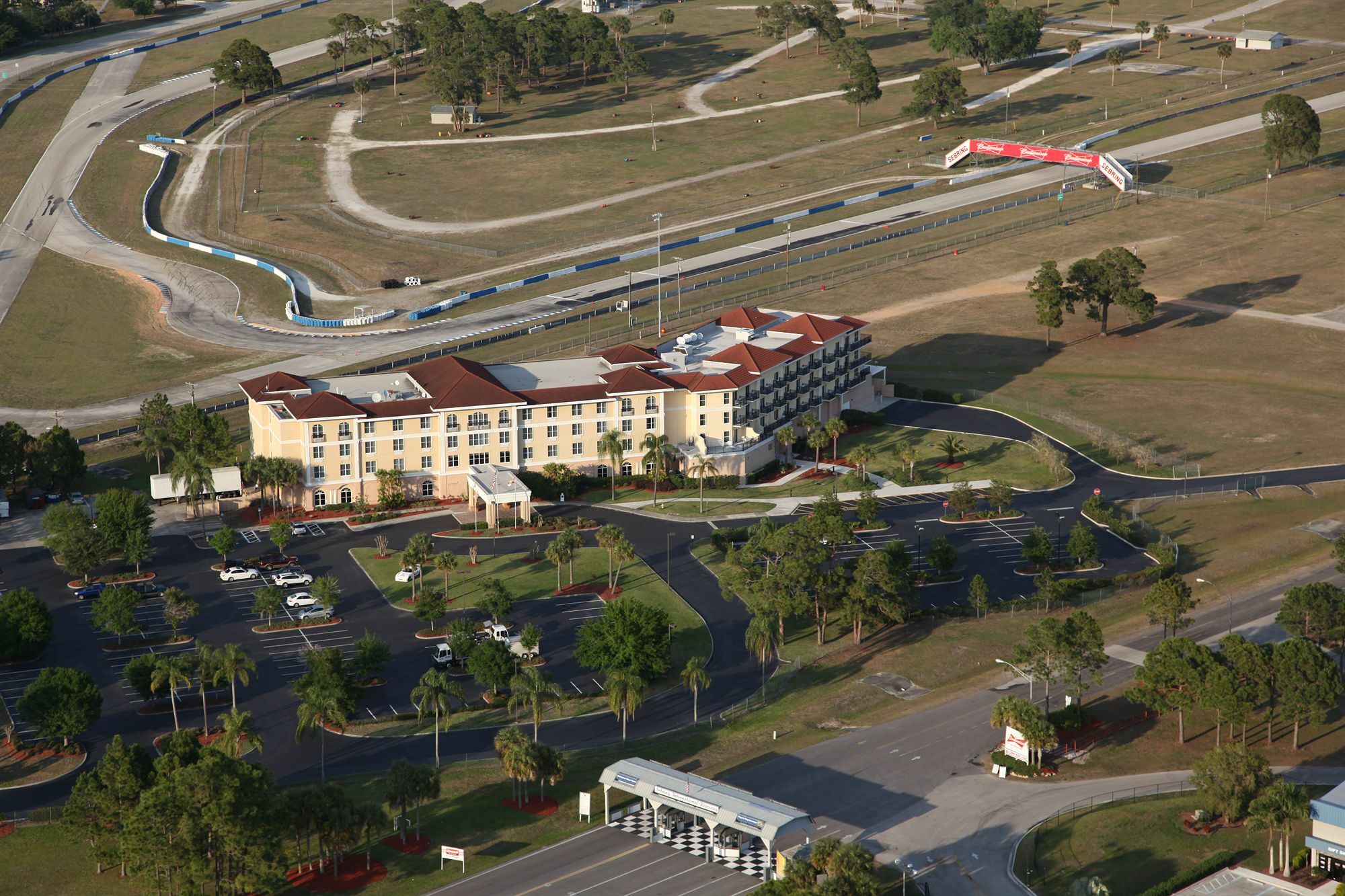 Seven Sebring Raceway Hotel Bagian luar foto